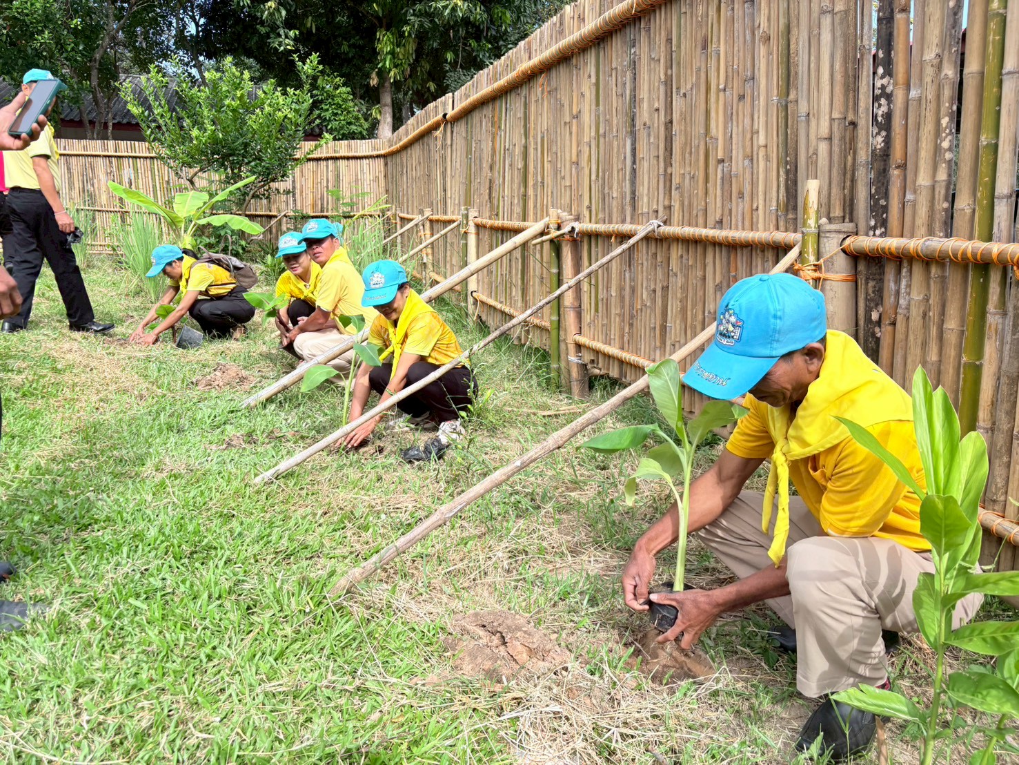  “ผู้นำต้องทำก่อน” จัดกิจกรรมที่ว่างสร้างอาหาร น้อมนำแนวพระราชดำริฯ ปลูกผักสวนครัวเพื่อสร้างความมั่นคงทางอาหาร อำเภอค้อวัง ปีงบประมาณ พ.ศ.2569